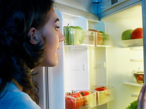 Игредиенты для салата вы с легкостью найдете в своем холодильнике или любом магазине