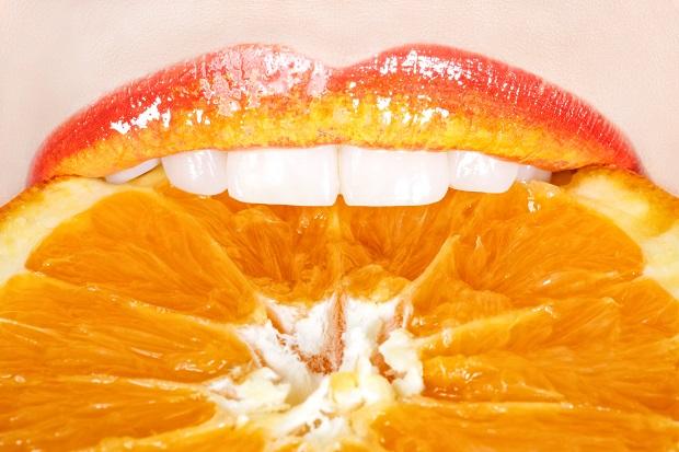 Оранжевые губы