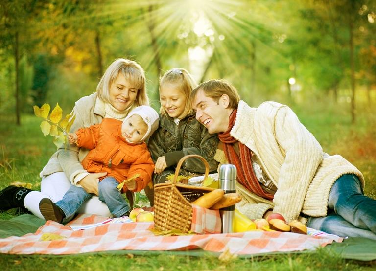 осенний семейный пикник