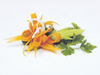 : Цветок из моркови