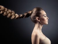 Depositphotos/yuriyzhuravov: Уход за волосами