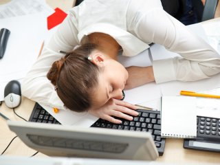 Как снять усталость на работе?