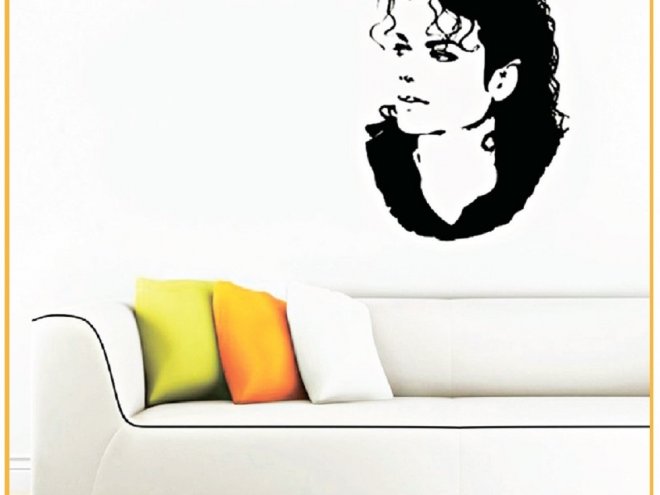 Портрет Майкла Джексона на стене